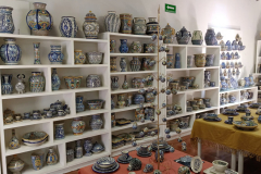 3-Tienda-interior-Talavera-de-la-luz